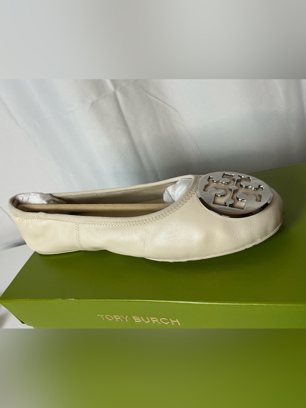 Tory Burch Reva Travel Ballet Flats Cream Silver Leather Size 7 - Picture 9 of 14